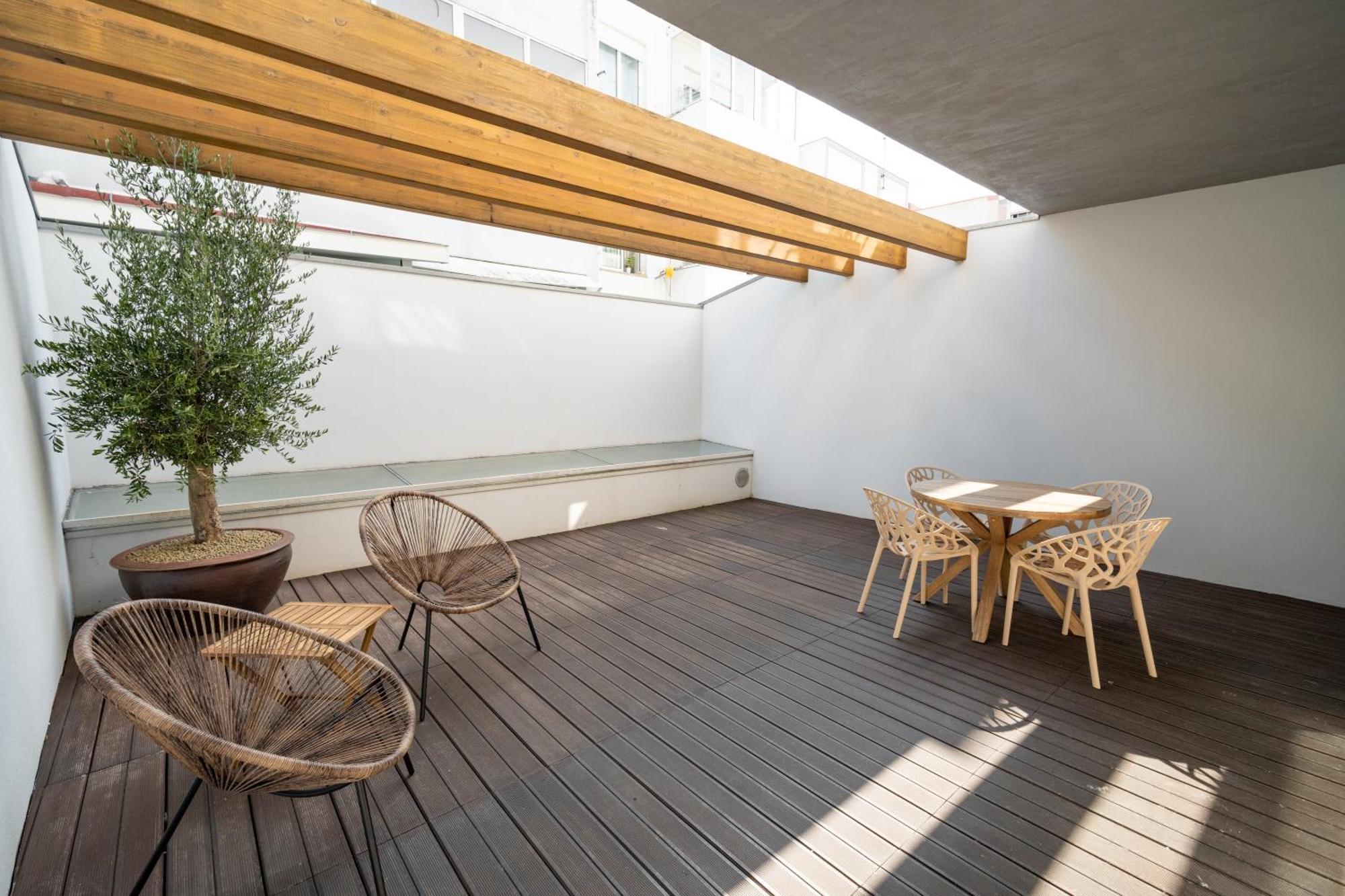 Mam Heat Apartments - Viana City Centre Виана до Кастело Екстериор снимка